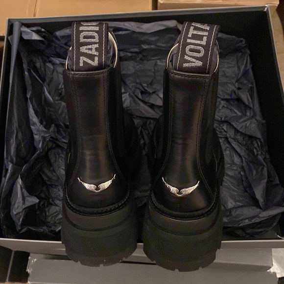 NWT Zadig and & Voltaire Ride Leather Chelsea platform Boots silver wings charm - Picture 16 of 16